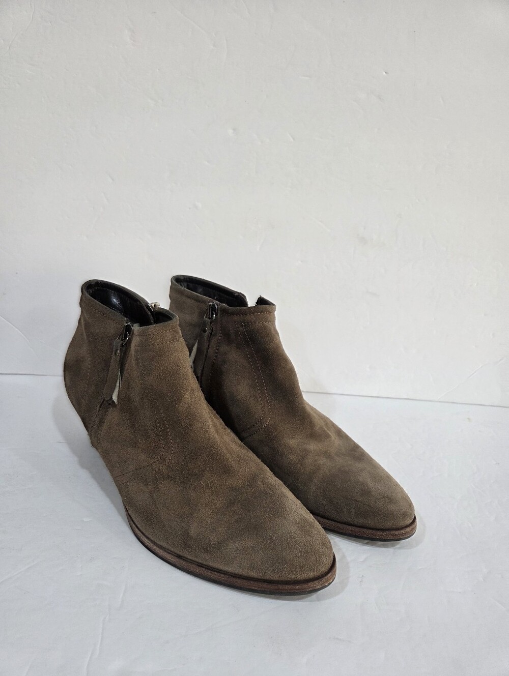 Aquatalia Taupe Brown Suede Women's Chukka Boots with Side Zip Sz.9